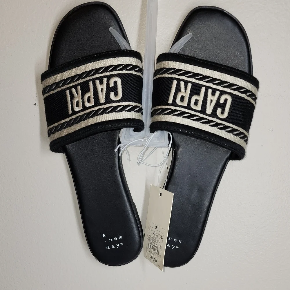 A New Day Black and Cream Sporty Slide Sandals